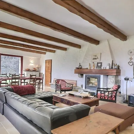 De La Chareyre Apartmán *